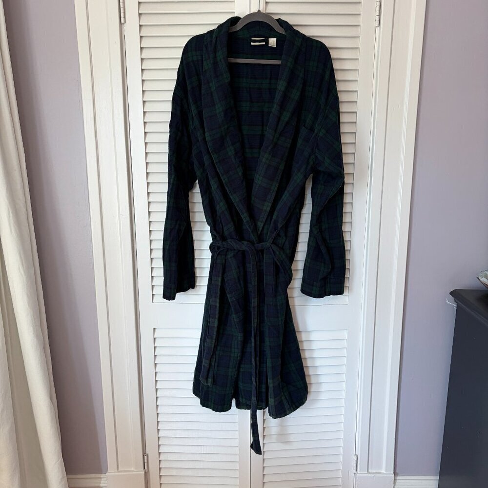 L.L. Bean men's bathrobe XXL Tall black watch plaid green blue cotton flannel